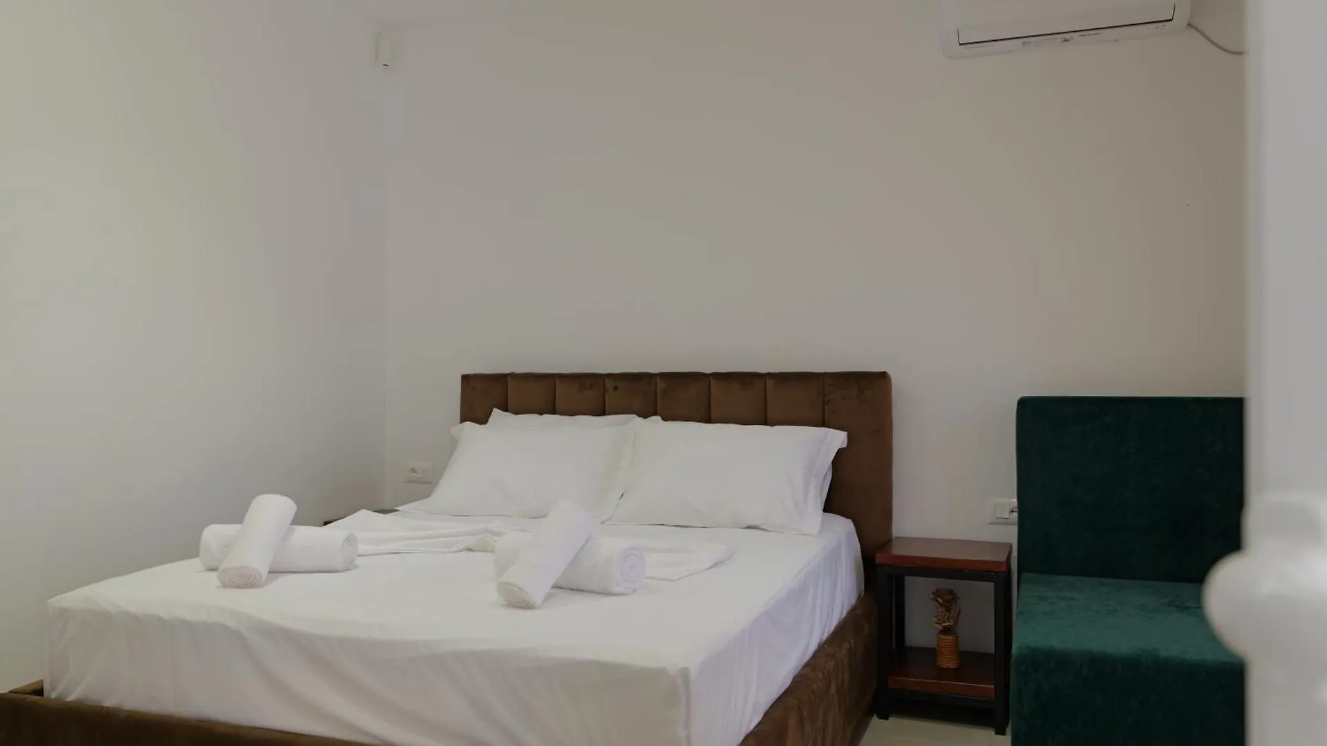 Villa Henrik 77 Saranda Centrum Appartement