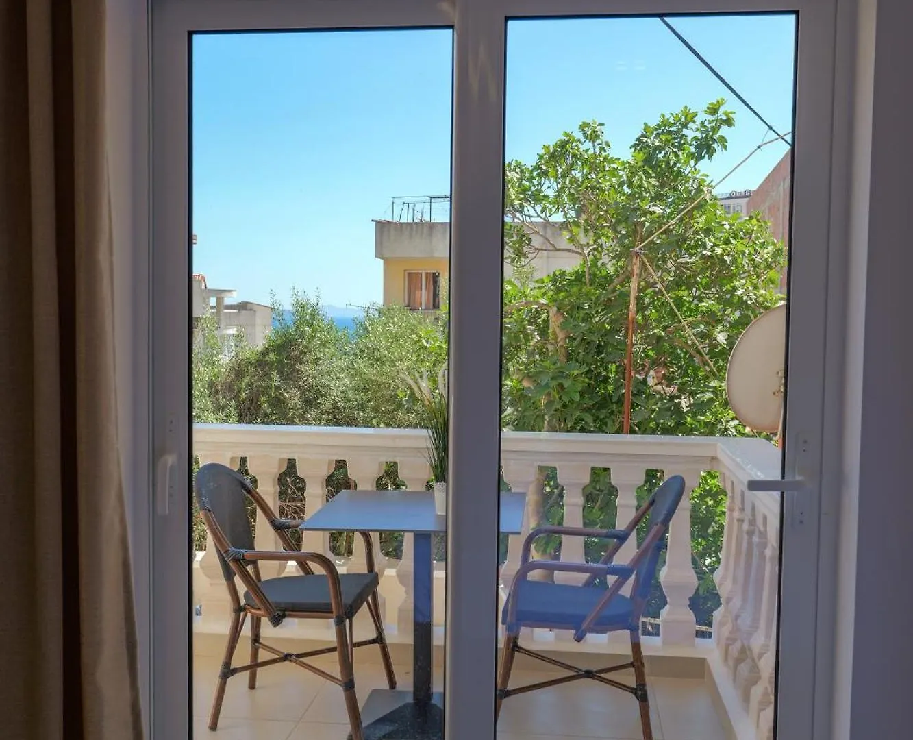 Villa Henrik 77 Saranda Centrum